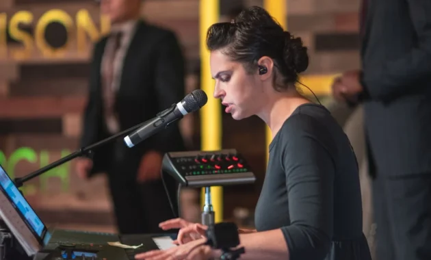 Momen menghebohkan di panggung penghargaan musik