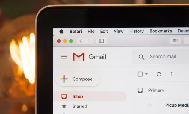 Trik menyusun template email balasan yang efisien