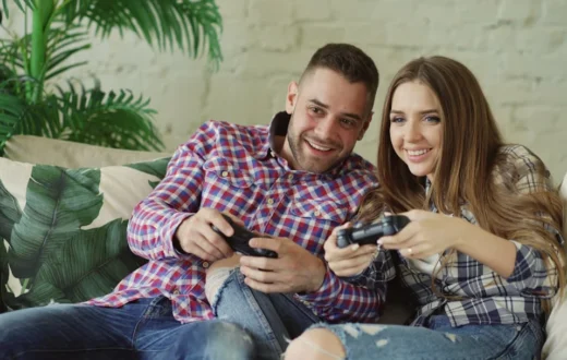 kolaborasi game paling nyeleneh