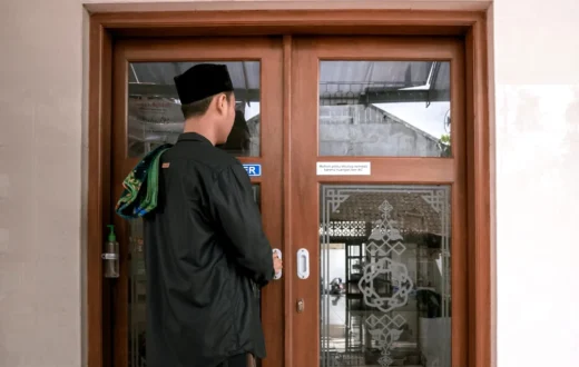 Merawat karet pintu mobil agar tidak getas dan kedap suara