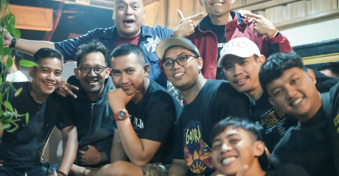 Lingkaran pertemanan yang saling mendukung untuk kesehatan mental