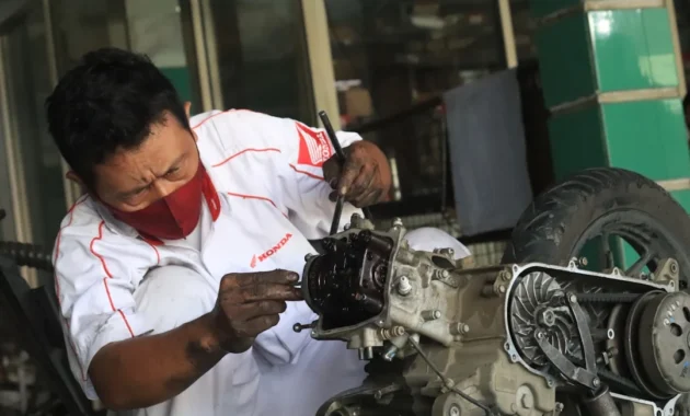 Tips merawat mobil yang jarang dipakai agar mesin tetap sehat
