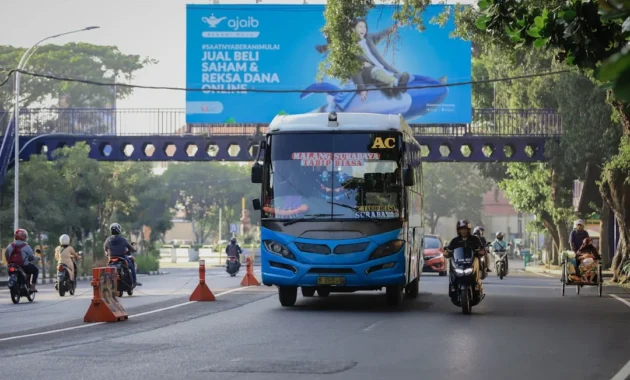 Tips menggunakan AC mobil yang benar untuk konsumsi BBM irit